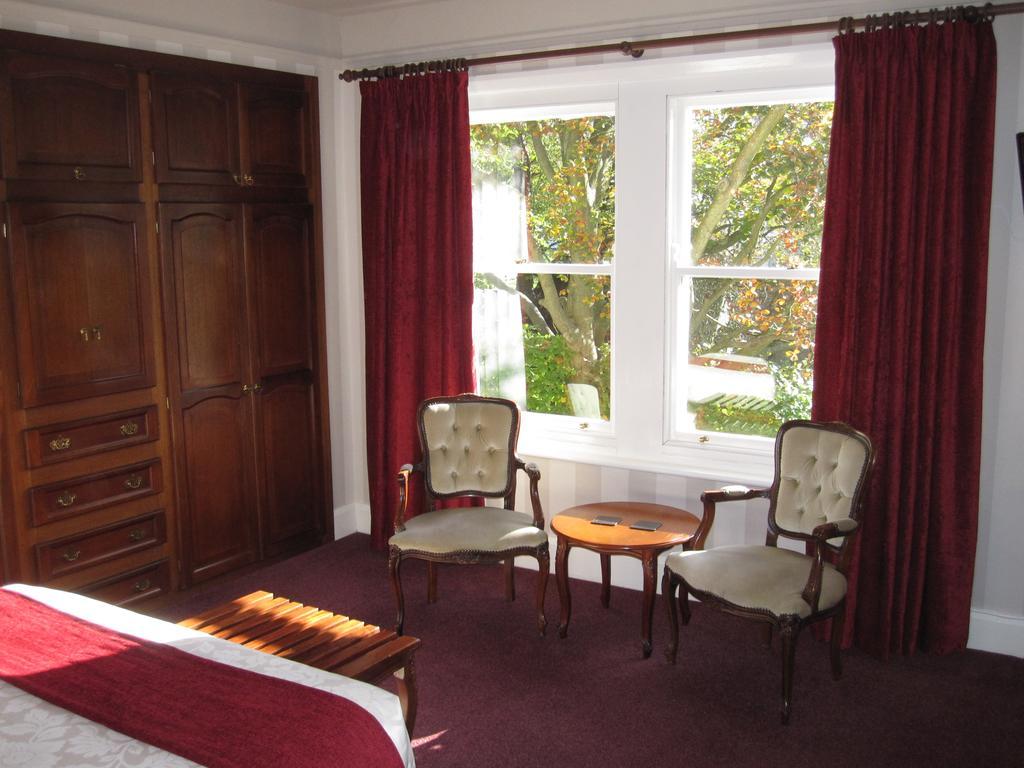 Ellerslie House Hotel Fareham Bagian luar foto