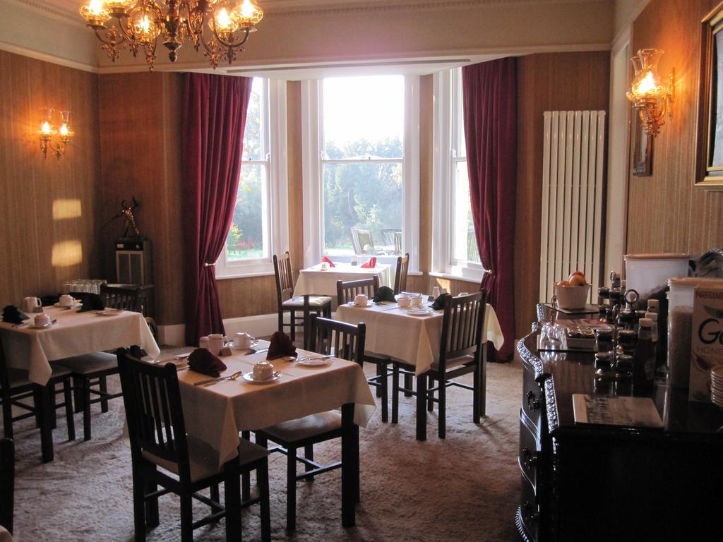 Ellerslie House Hotel Fareham Bagian luar foto