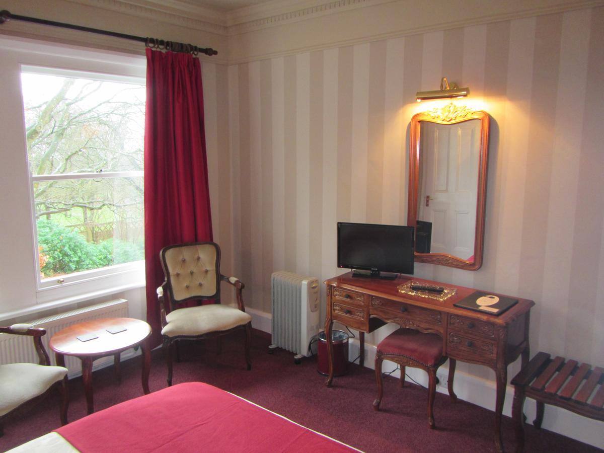Ellerslie House Hotel Fareham Bagian luar foto