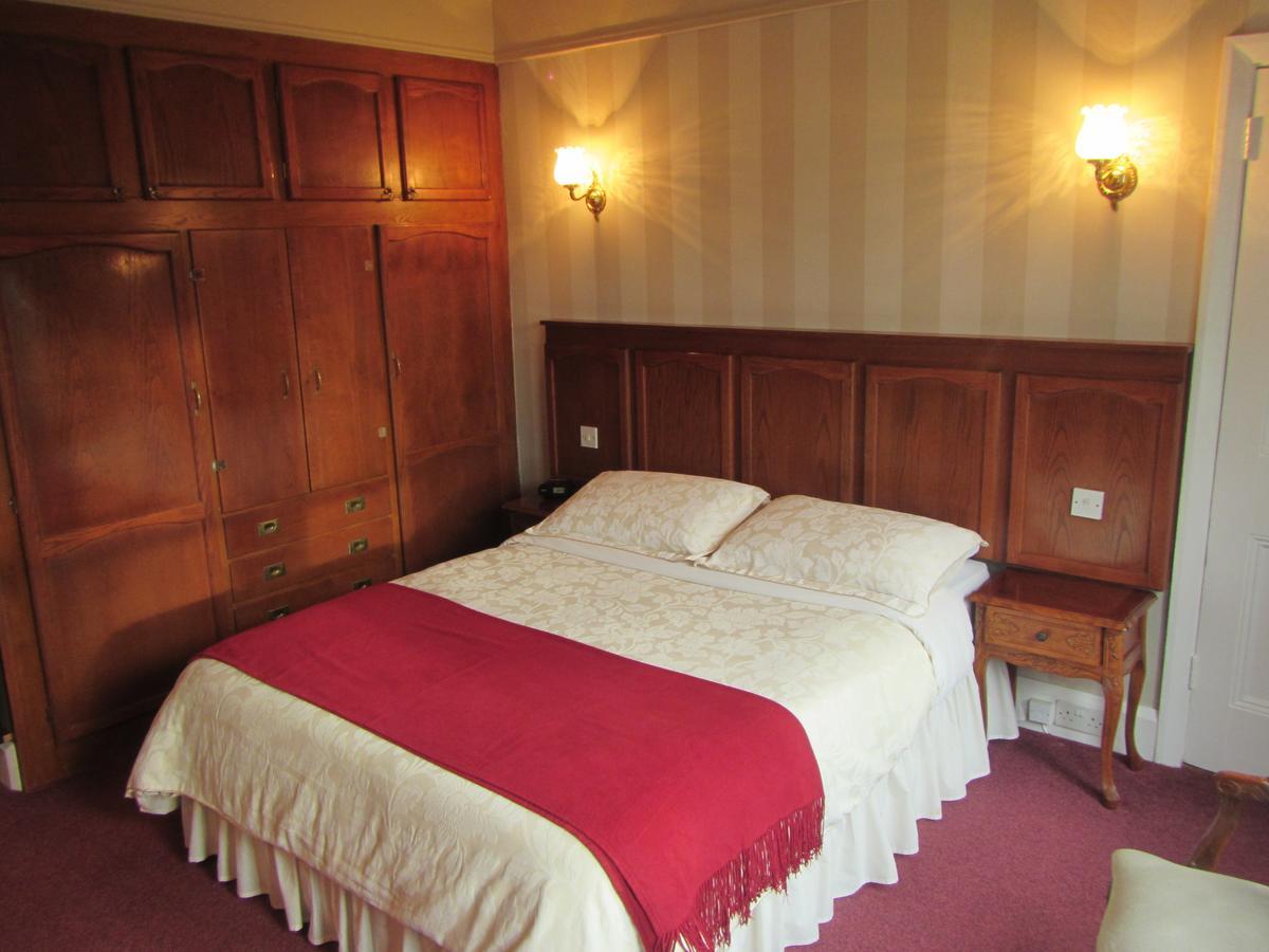 Ellerslie House Hotel Fareham Bagian luar foto