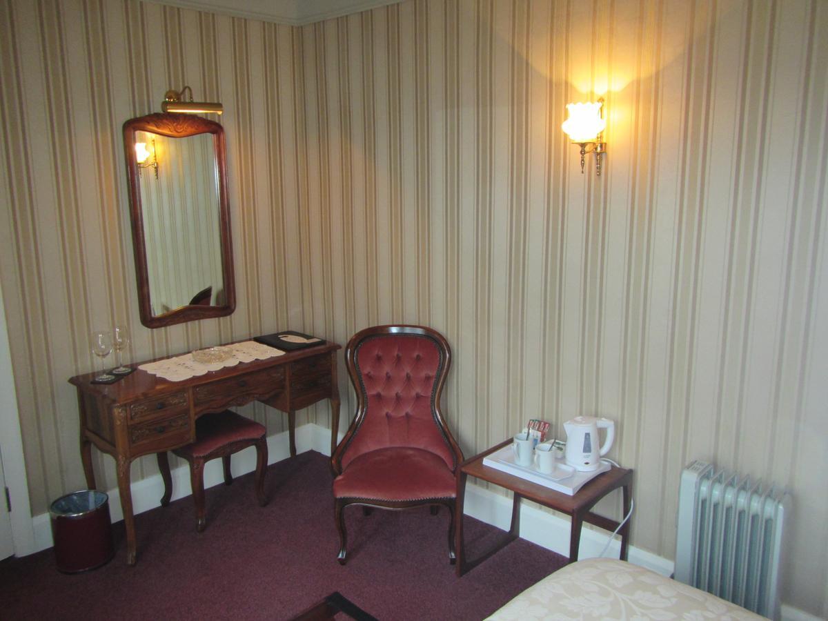 Ellerslie House Hotel Fareham Bagian luar foto