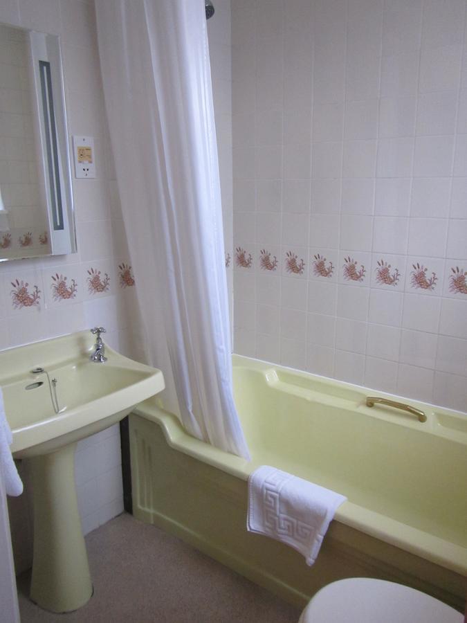 Ellerslie House Hotel Fareham Bagian luar foto
