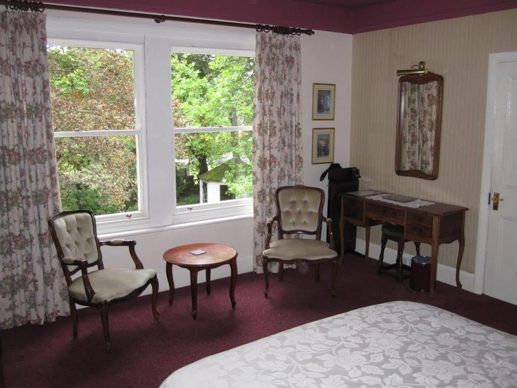 Ellerslie House Hotel Fareham Bagian luar foto