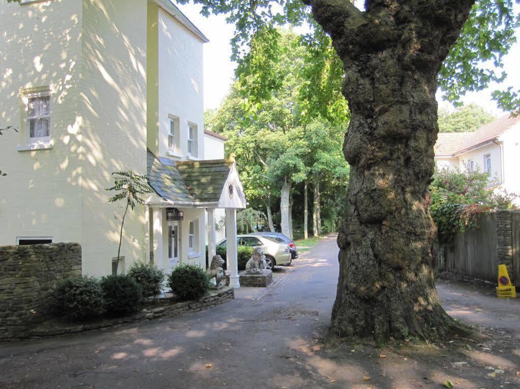 Ellerslie House Hotel Fareham Bagian luar foto