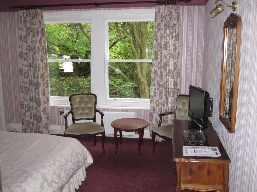 Ellerslie House Hotel Fareham Bagian luar foto