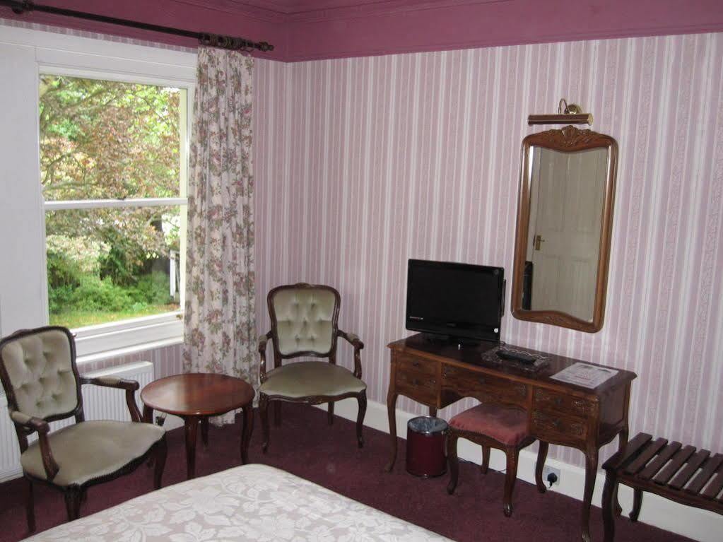 Ellerslie House Hotel Fareham Bagian luar foto