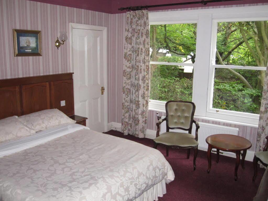 Ellerslie House Hotel Fareham Bagian luar foto